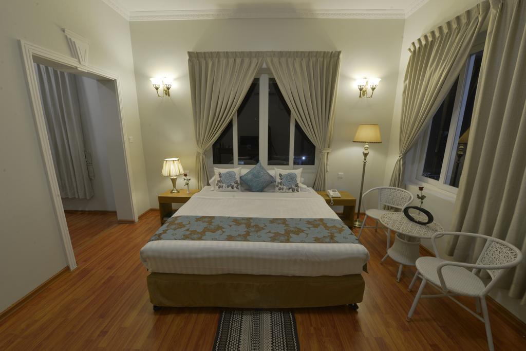 Westay @ The Grand Nyaung Shwe Hotel Room photo