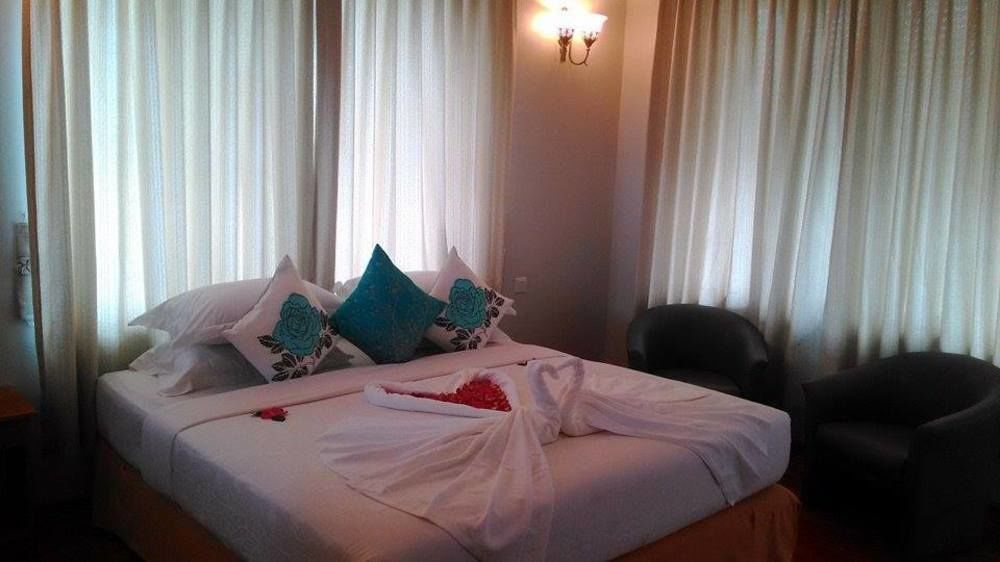 Westay @ The Grand Nyaung Shwe Hotel Exterior photo