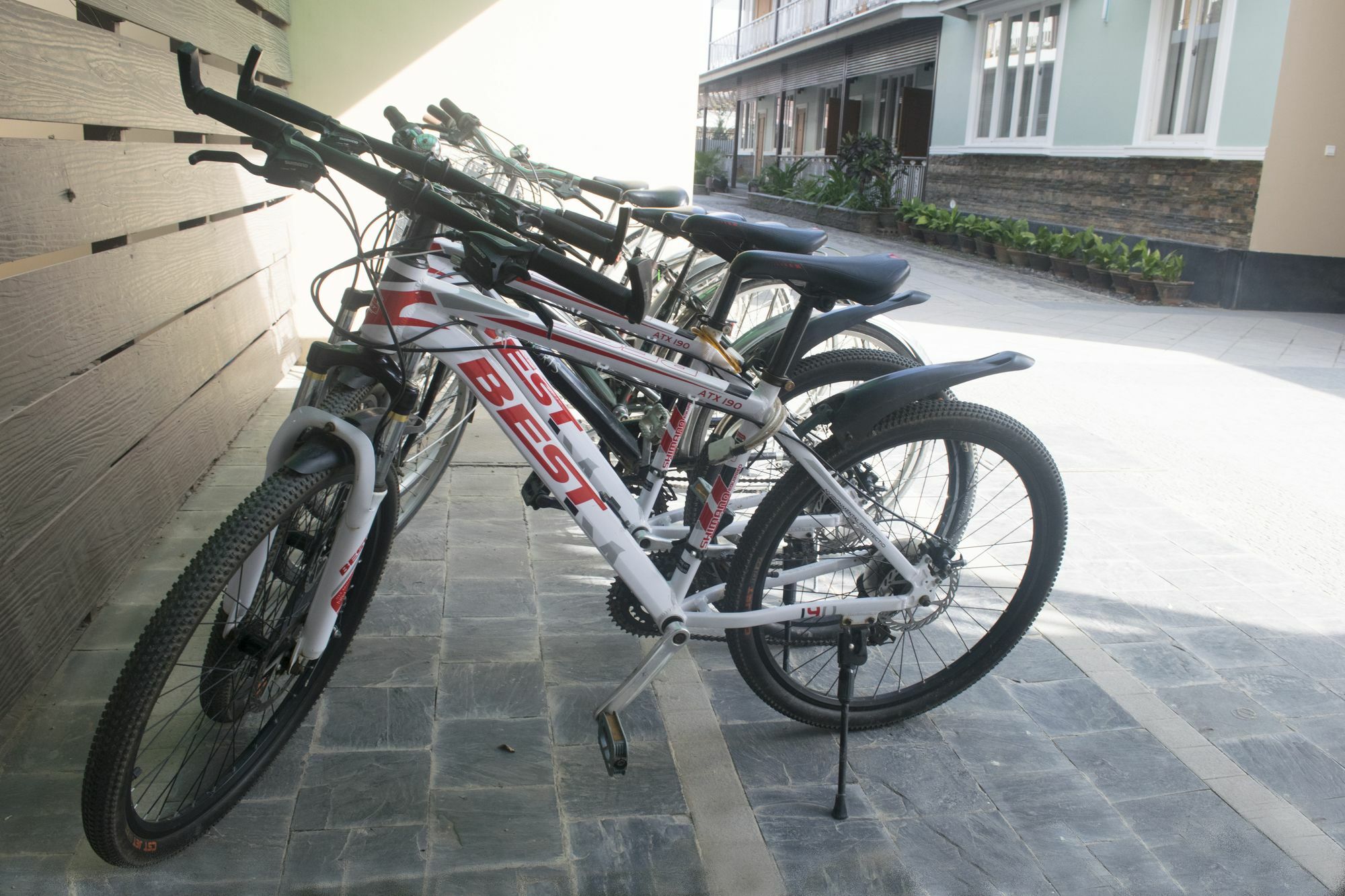 Westay @ The Grand Nyaung Shwe Hotel Exterior photo