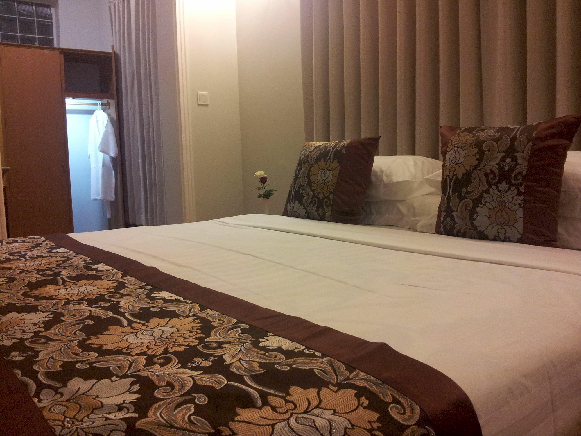 Westay @ The Grand Nyaung Shwe Hotel Exterior photo